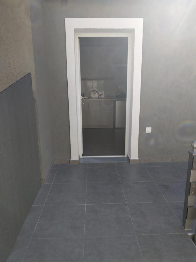 Agelikis' Apartments Nea Kallikrateia Eksteriør billede